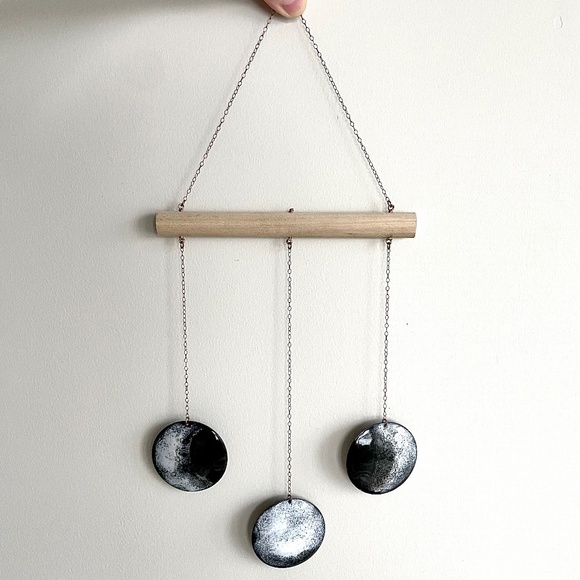Phases of the Moon Enamelled Wall/Window Hanging/Chimes - Picture 1 of 15